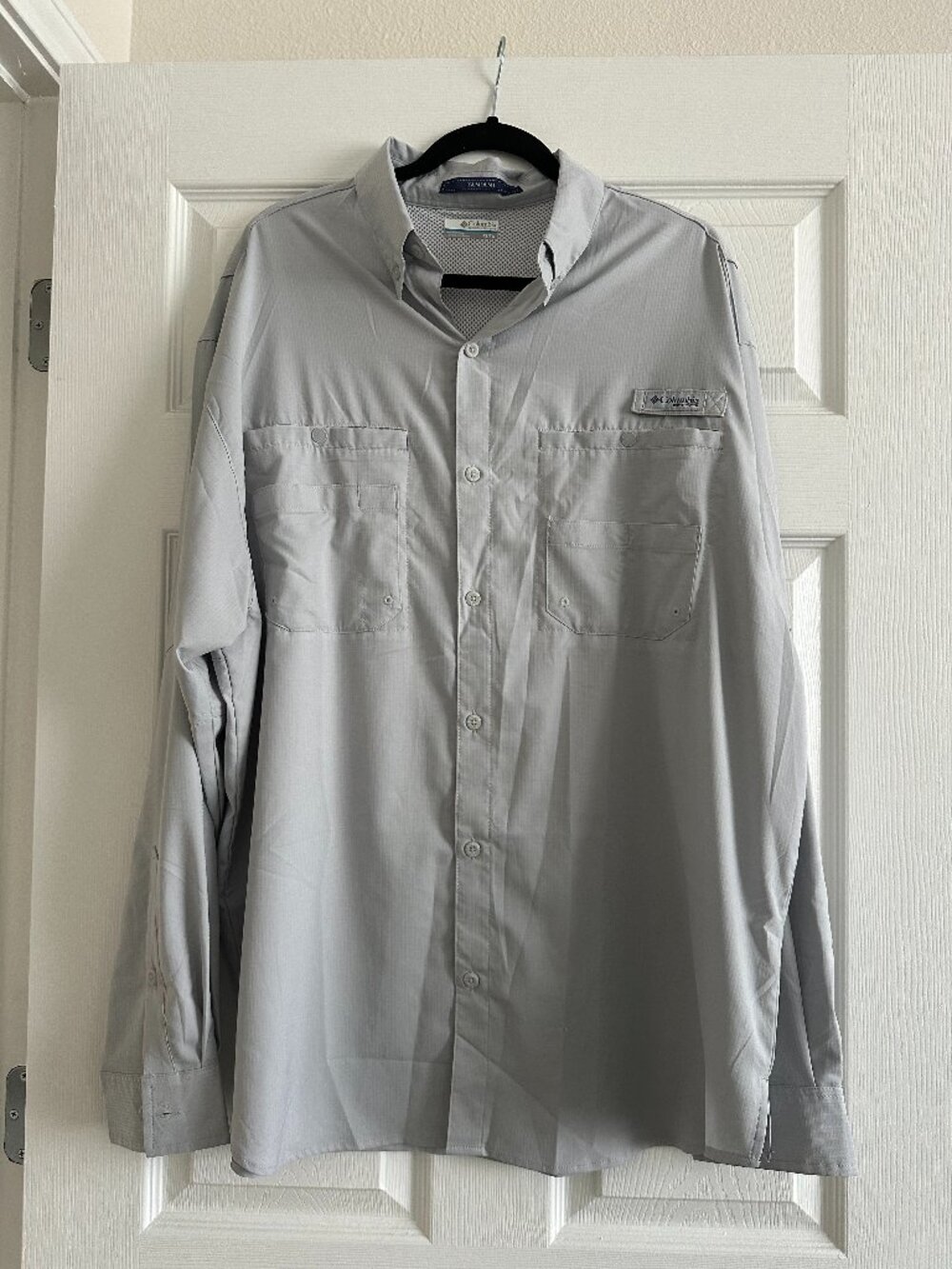 Columbia Athletic Gray Button Down - XL
